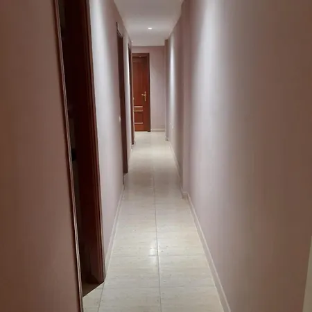 فندق مبيت وإفطار Cozy In Shared - Shared Bathroom *