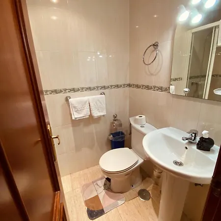 Cozy In Shared - Shared Bathroom * أرّاثيفي